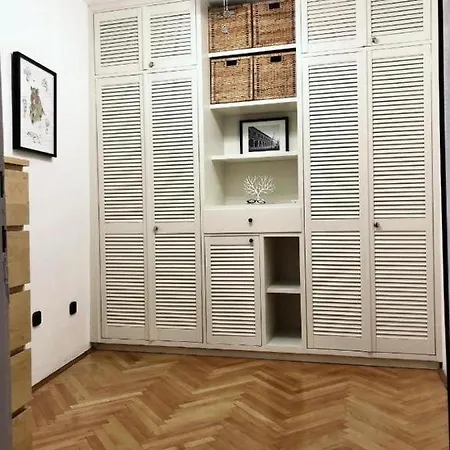 House In Varos Holiday home Split