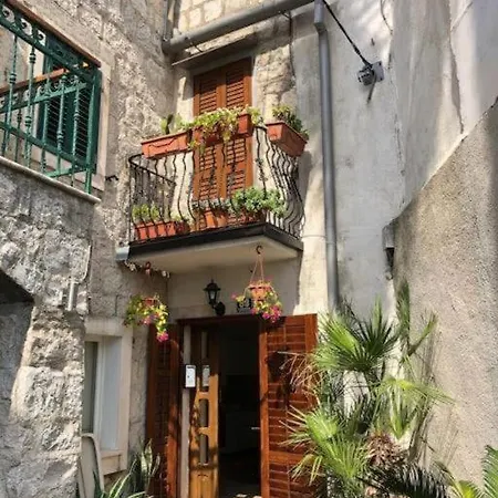 House In Varos *